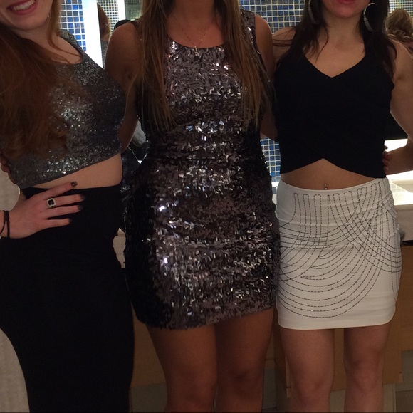 Express Sequin Dress - Picture 2 of 5
